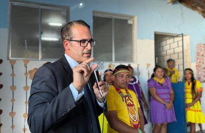 Semdes e Justiça Federal promovem formação em unidade de acolhimento para migrantes venezuelanos