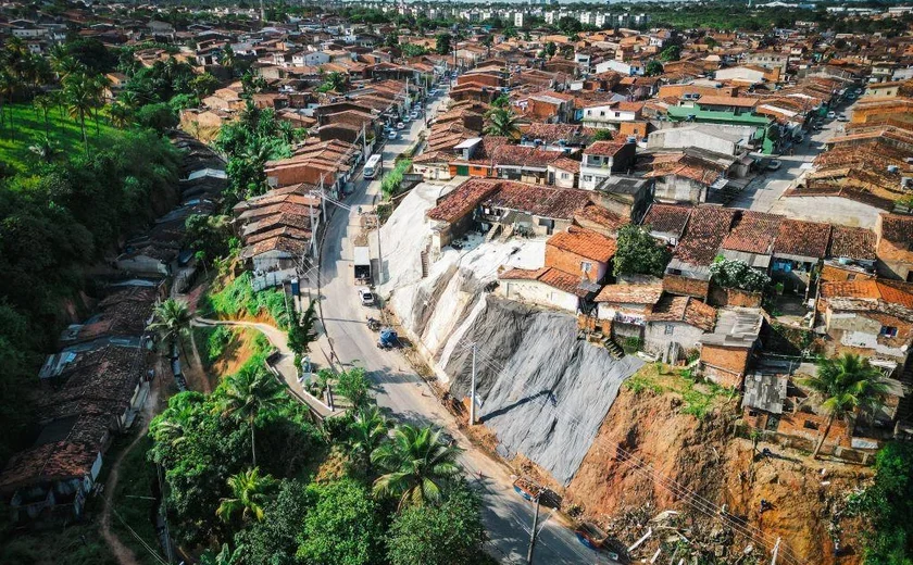 Urbanização em áreas com risco de deslizamento triplica: novos desastres à vista?