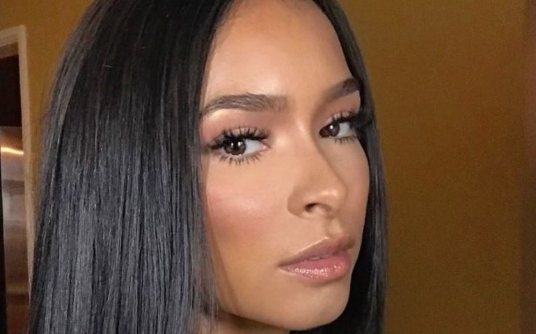 Parceria com J-Lo, campeã de reality: quem é Jessica Caban, namorada 'misteriosa' e inspiração de canções de Bruno Mars