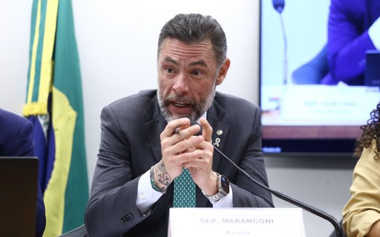 Comissão especial debate terapias disponíveis para pessoas com autismo