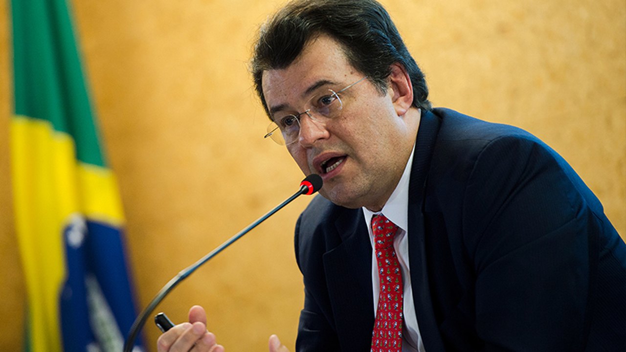 Prazo para privatizar Correios é ‘impossível’, diz Braga