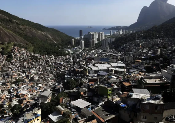 Família devastada pelo crime, diz prima de turista morta ao entrar por engano em favela do Rio