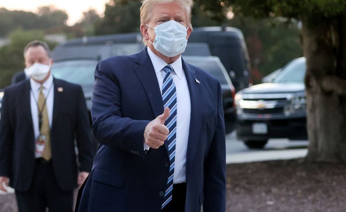Médicos não comentaram se os pulmões  de Trump foram atingidos