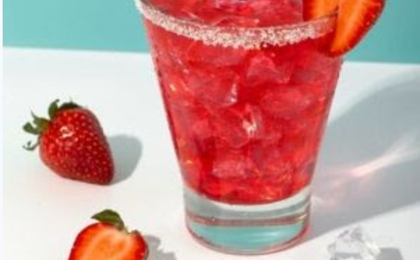 Drinks com morango são a sensação para o próximo verão: Você sabe como prepará-los?