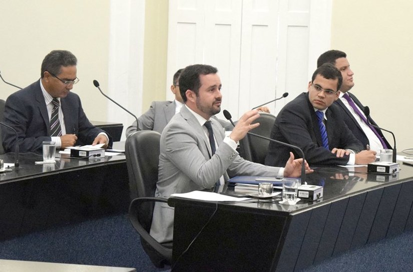 Análise do projeto da Lei de Diretrizes Orçamentárias é adiado na ALE