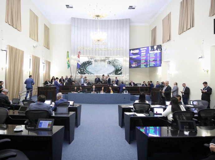 ALE aprova projeto de lei que garante o reajuste salarial dos servidores públicos