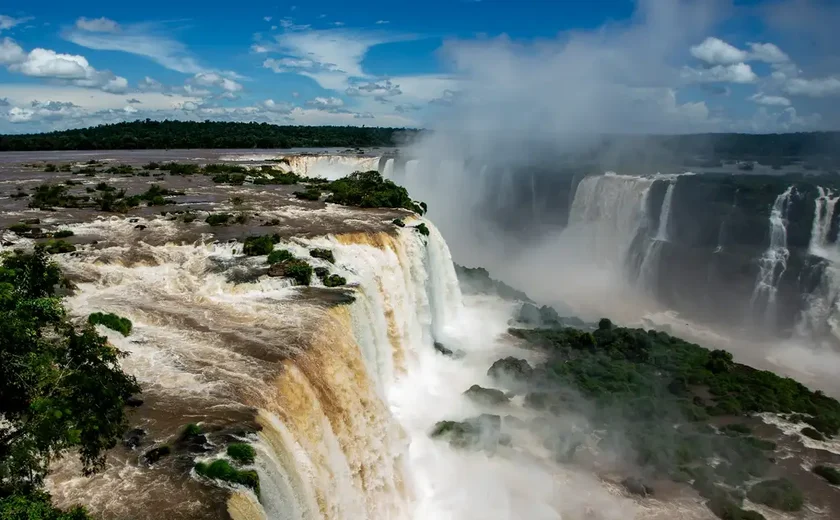 Disputa judicial pode fazer com que Cataratas do Iguaçu mudem de dono