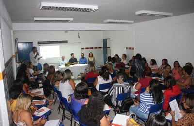 Palestras sobre o papel dos diretores iniciam I Formação na Educação de Marechal Deodoro