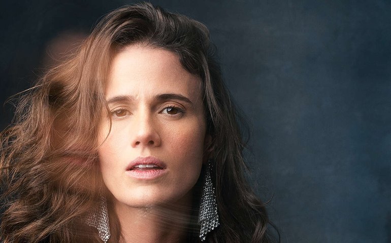 May Honorato abre show de Ana Cañas neste sábado em Maceió