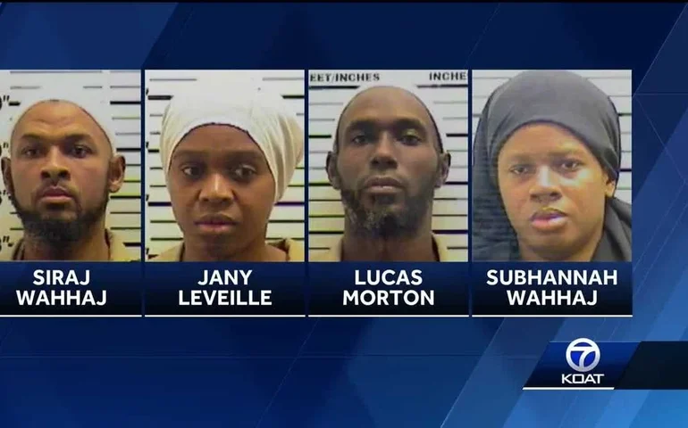 Fanáticos de seita contra CIA e FBI são condenados à prisão perpétua nos EUA