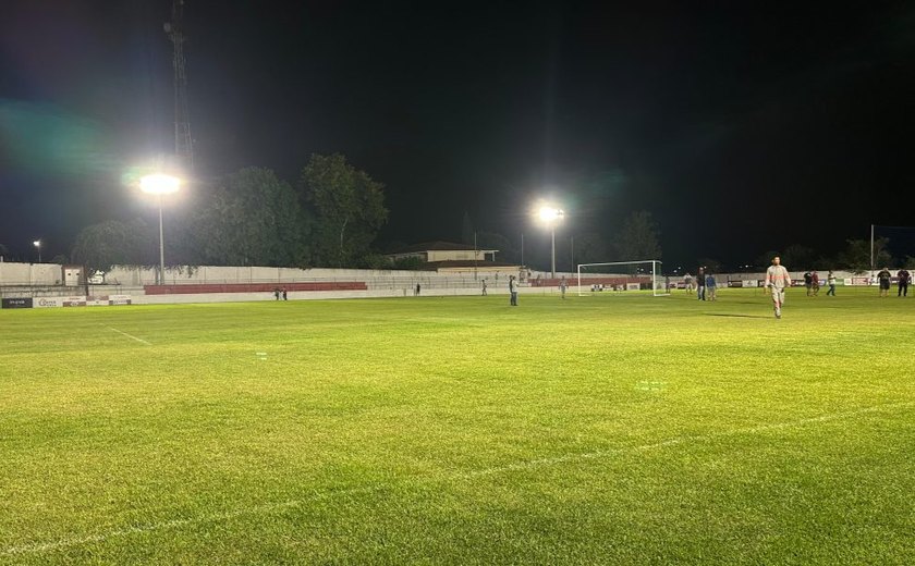 Sport Club Penedense celebra 115 anos com partida histórica à noite