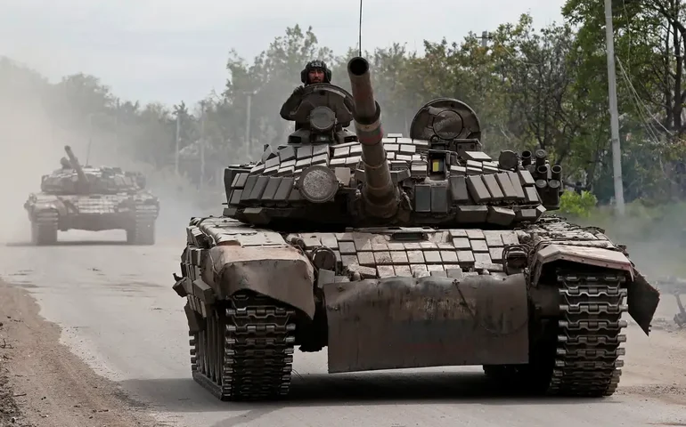 Descubra o que deu errado com os tanques Abrams enviados à Ucrânia
