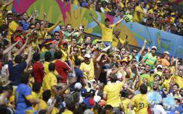 Estádio Mané Garrincha recebe o maior público de sua história