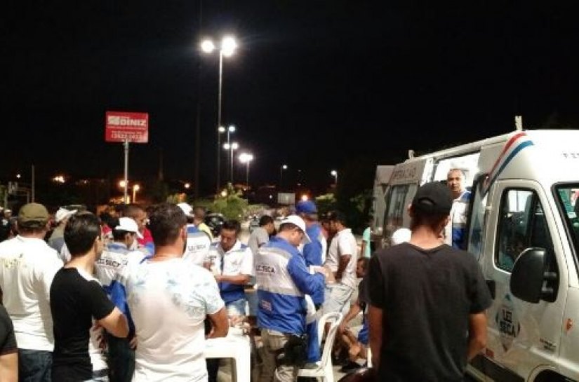 Lei Seca autua 26 pessoas sob influência de álcool e prende dez em Arapiraca