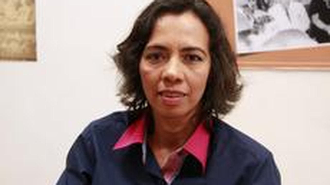 Professora é reconhecida por estimular o hábito da leitura
