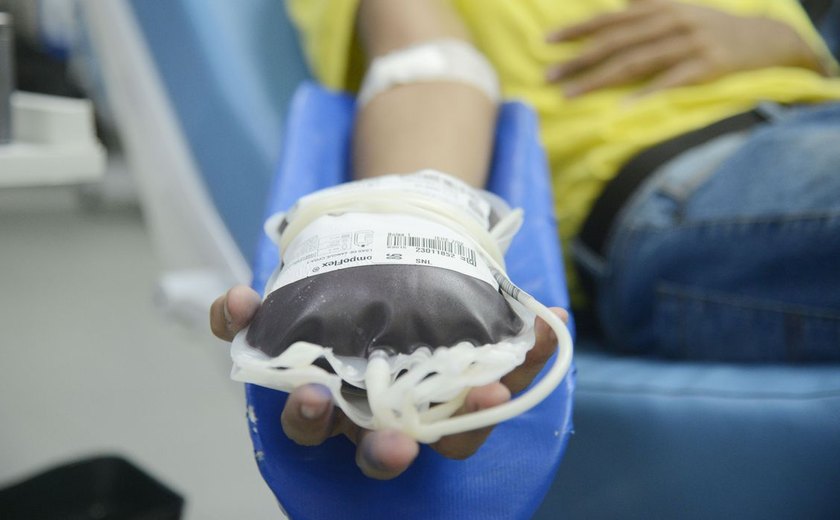 Fundação Pró-Sangue incentiva doação antes de se vacinar