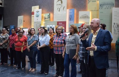 Coro Contas e Cantos realiza apresentação de São João