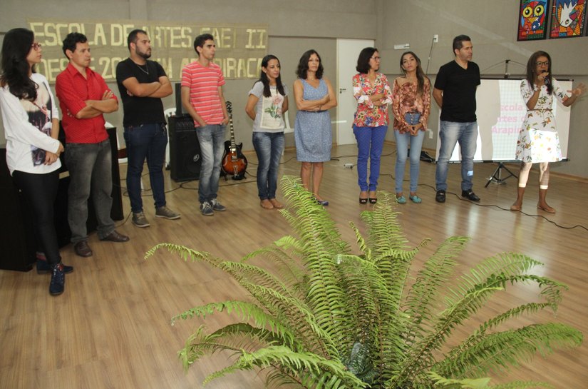 Contando com teatro, escola de artes realiza aula inaugural em Arapiraca