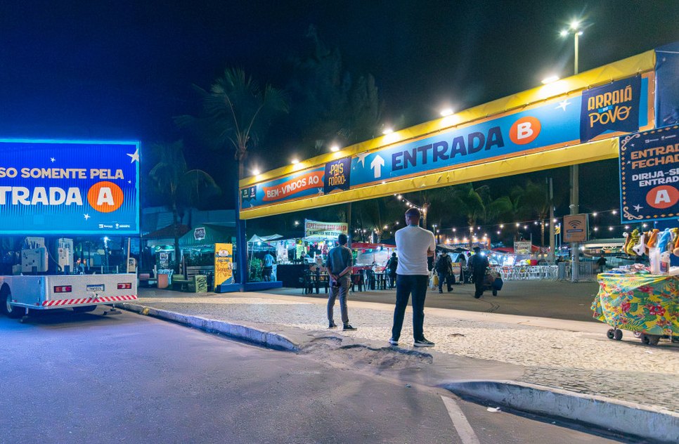 Entrada A / Foto: Foto: Thiago Santos