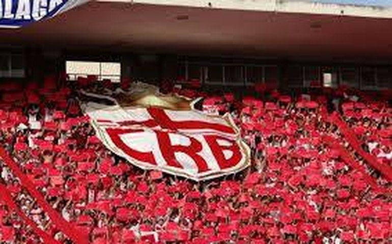 Sem chances de acesso, CRB enfrenta Luverdense na despedida da temporada