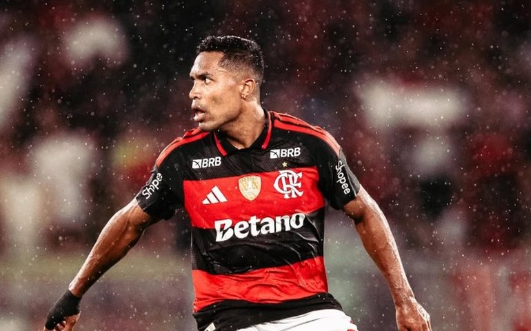 Fla-Flu: Alex Sandro retorna ao Flamengo; Serna é novidade no ataque do Fluminense