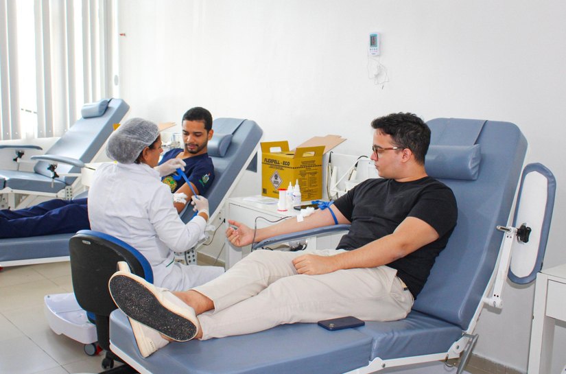 Servidores da CGE e da Alagoas Previdência participam de doação voluntária de sangue no Hemoal