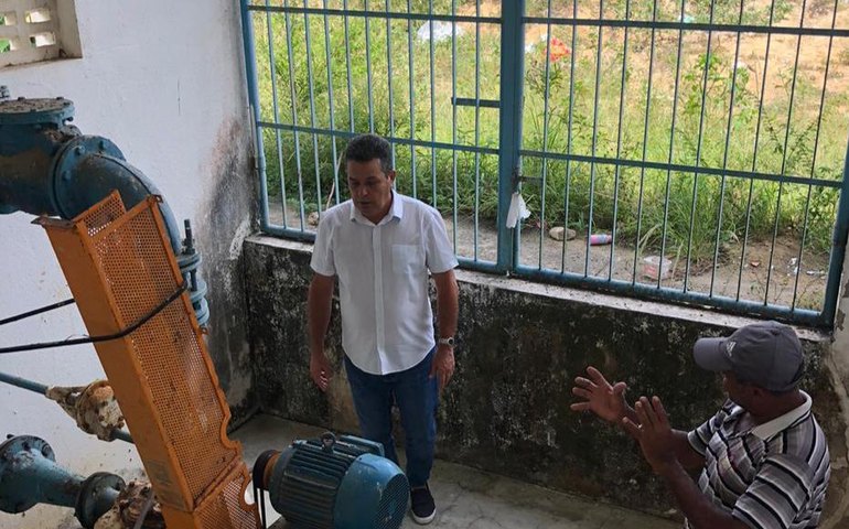 Prefeito de Branquinha vistoria instalações do sistema de abastecimento de água