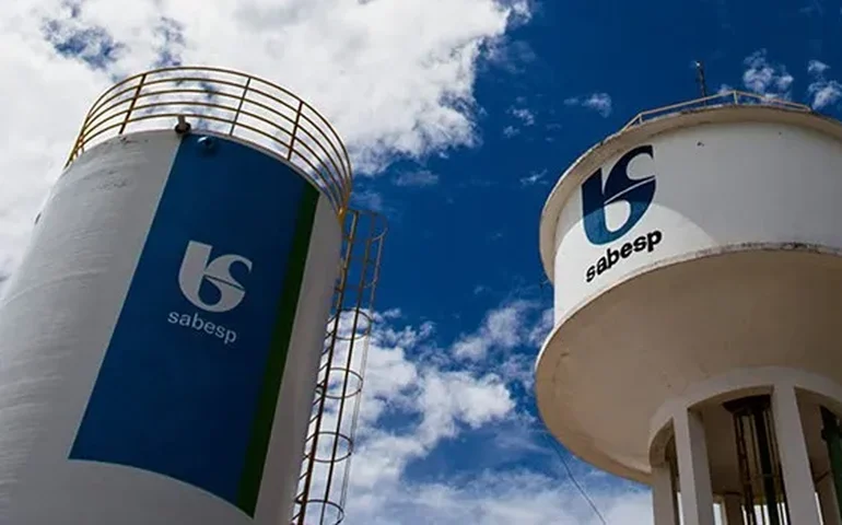 Privatização da Sabesp terá acionista privado com participação relevante na empresa, diz Tarcísio