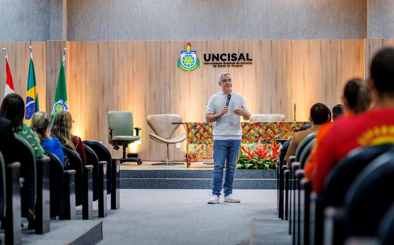 Promovido pelo DEA, Seminário coloca AL no circuito nacional de debates sobre saúde mental e prevenção do suicídio