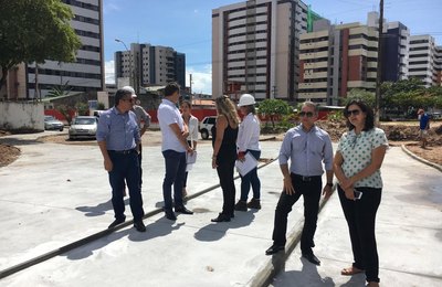Vistoria técnica é feita em trecho de obra do corredor Vera Arruda 