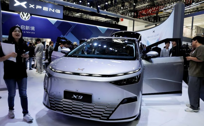 Tesla busca lançar sistema de direção autônoma na China, seu maior mercado