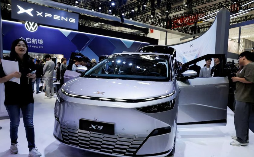 Tesla busca lançar sistema de direção autônoma na China, seu maior mercado