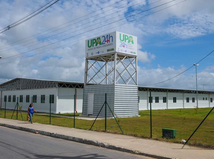 Rui Palmeira inaugura a UPA do Benedito Bentes nesta sexta (1)