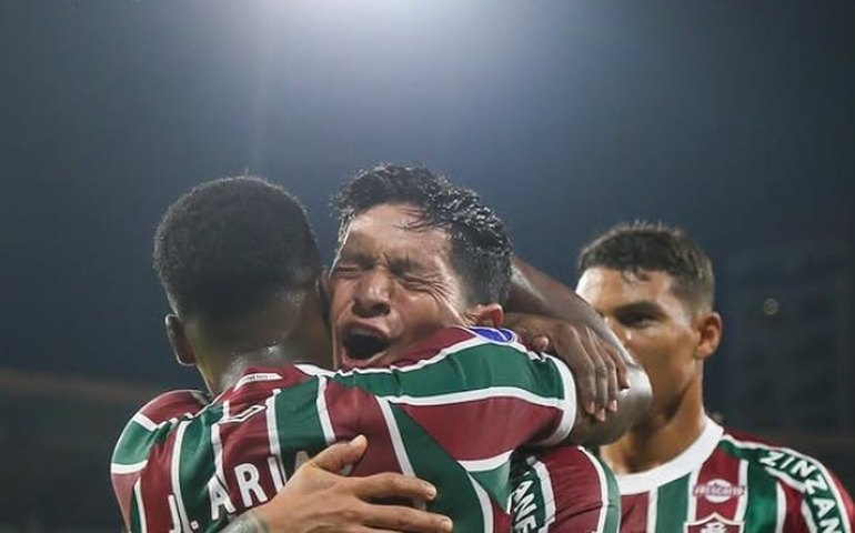 Fluminense derrota Once Caldas na Colômbia com gol de Cano e belas defesas de Fábio