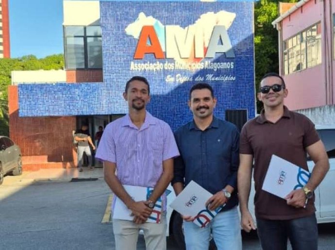 Servidores de Campo Alegre participam de capacitação estratégica sobre Reforma Tributária