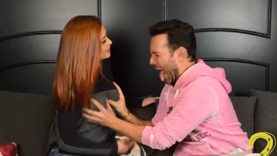 Marina Ruy Barbosa nega ter silicone e pede para apresentador tirar a prova: “Pega com vontade!”