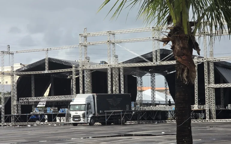 O que há por trás de toda uma estrutura montada de som, palco e iluminação?