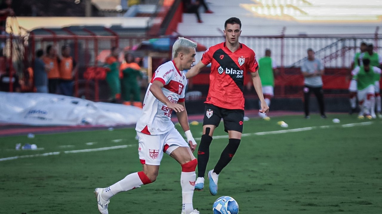 CRB não se encontra em campo e perde na estreia da Série B