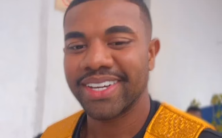 Davi Britto erra plural de limão e vira meme