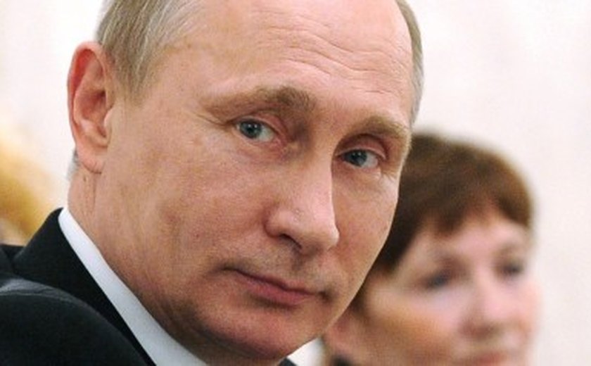 Pela primeira vez, Valdimir Putin admite que plano de anexar a Crimeia começou um mês antes do referendo