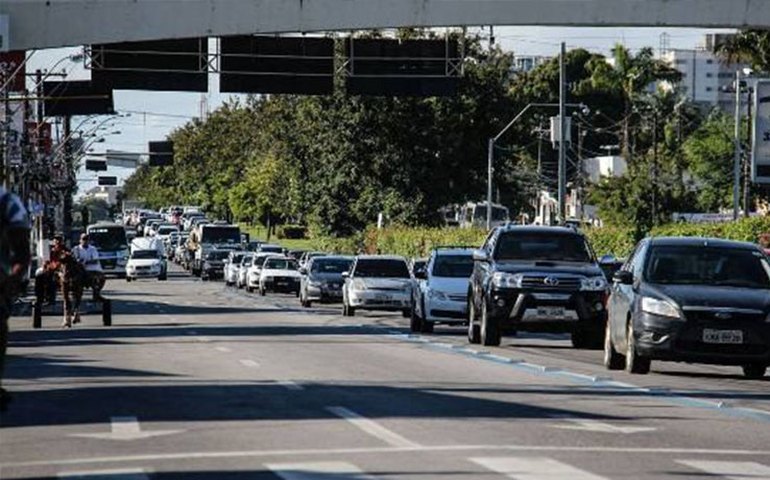 Avenida Fernandes Lima ganhará novas vias alternativas em Maceió