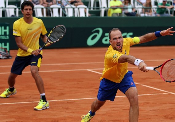 Bruno Soares avança à semifinal do US Open; Demoliner cai nas duplas mistas