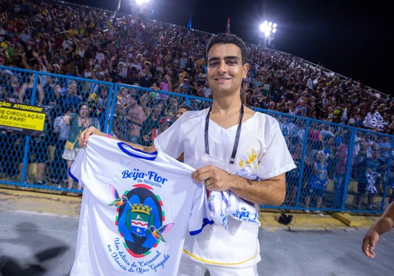 Beija-Flor na Sapucaí com 'Um Delírio de Carnaval de Maceió de Rás Gonguila'