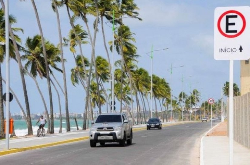 Orla de Jacarecica à Guaxuma será reformada pelo Estado