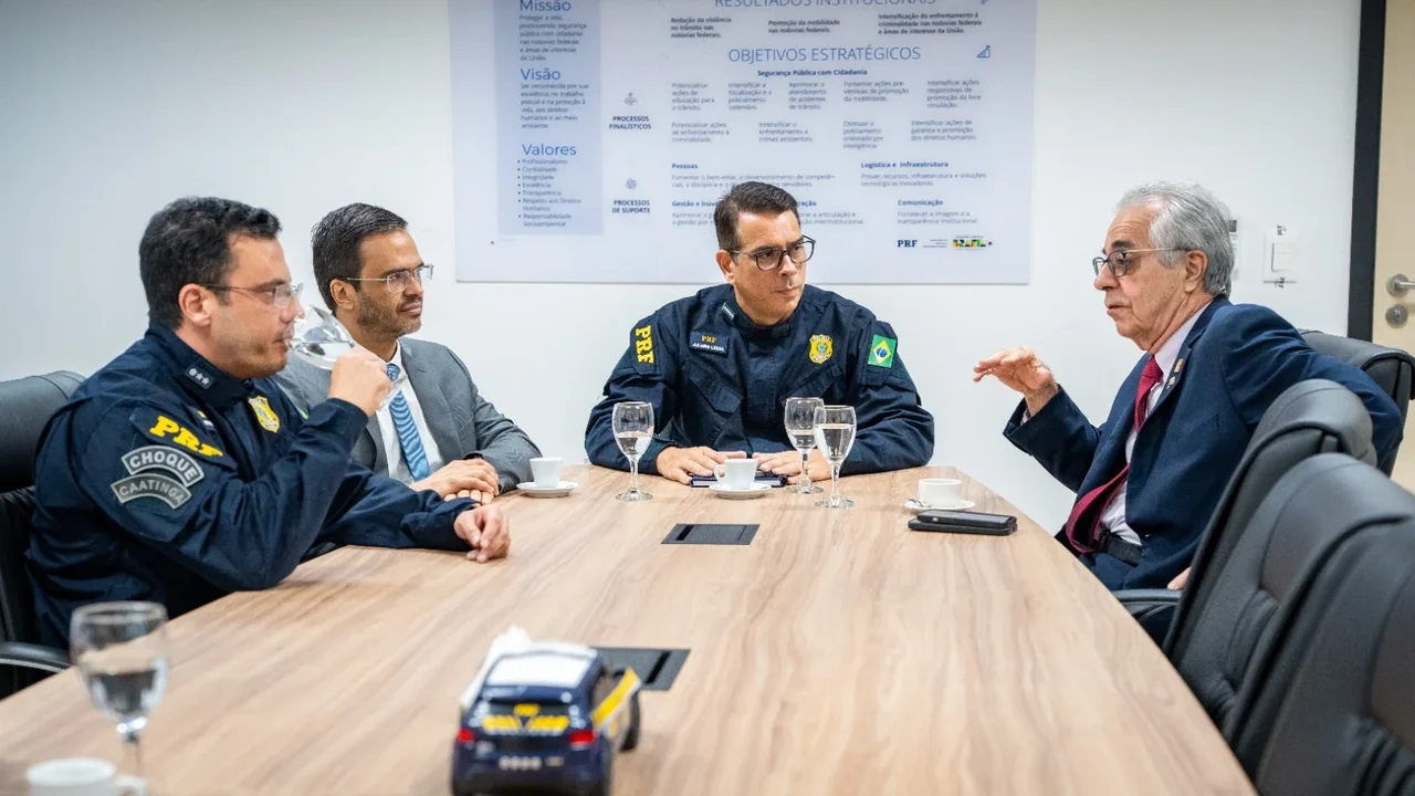 TRE/AL e PRF discutem ações de segurança para as Eleições 2026