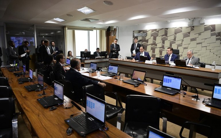 CAE aprova Programa de Enfrentamento à Fila da Previdência Social