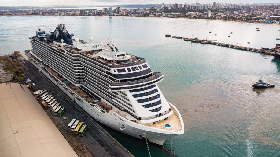 Com mais de 7 mil pessoas a bordo, MSC Seashore atraca em Maceió nesta terça-feira (10)