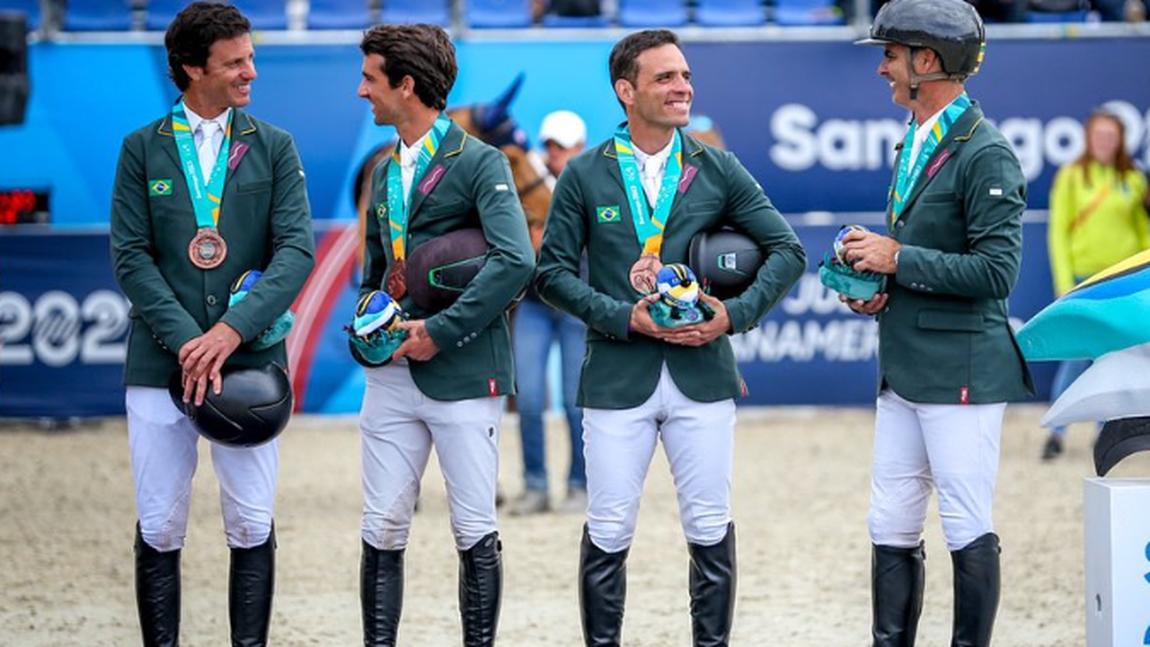 Stephan Barcha conquista ouro no hipismo; kitesurf rende ao Brasil duas medalhas no Pan