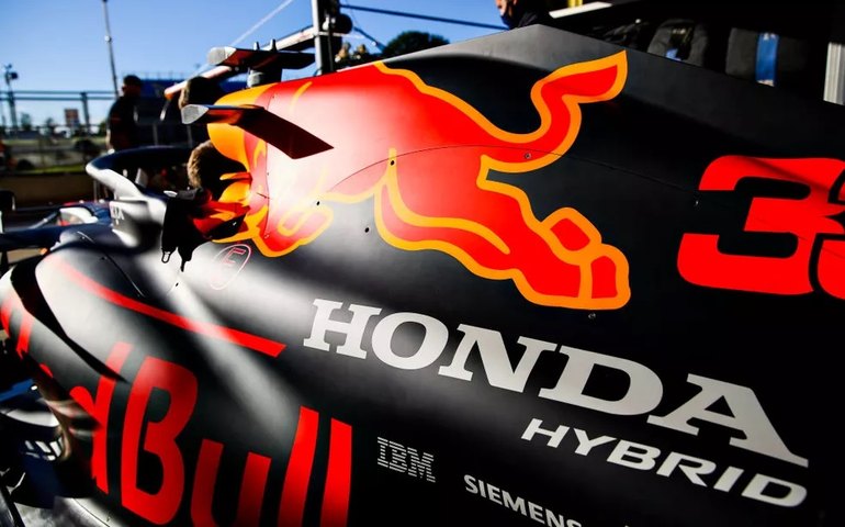 Rumo ao bicampeonato na F-1, Red Bull estende parceria com a Honda
