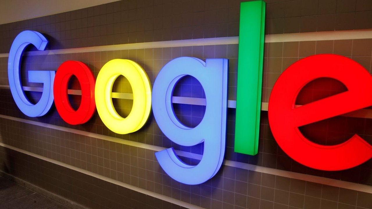 Moraes suspende julgamento sobre entrega de dados do Google